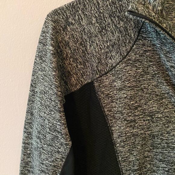Athleta Women's size Medium Gray and Black Quarter-Zip Pullover Athletic Gym - Picture 3 of 8